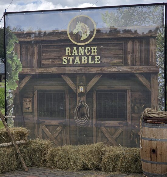 Banneris "Ranch stable"